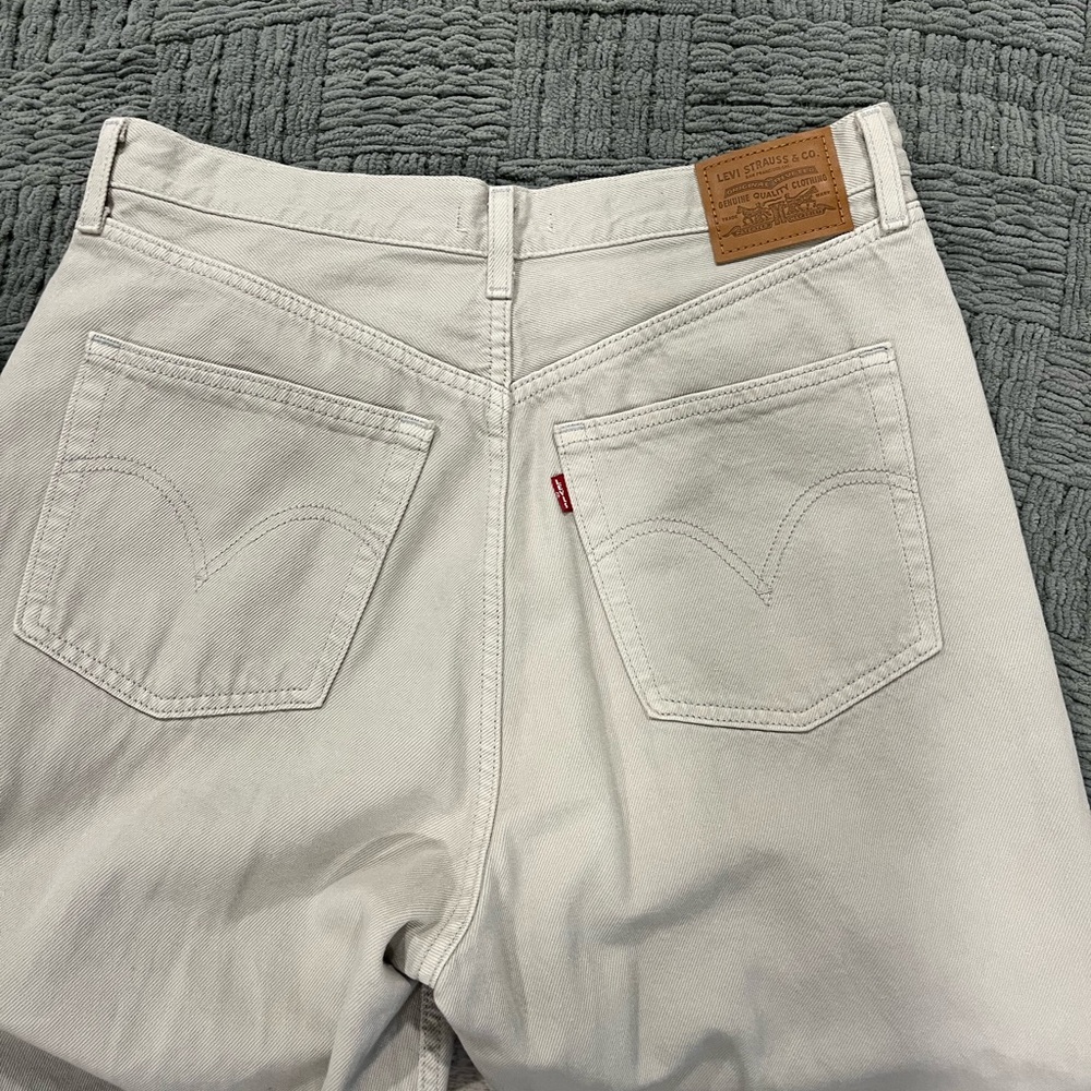 Levi’s High Loose Mushroom Grey Jeans